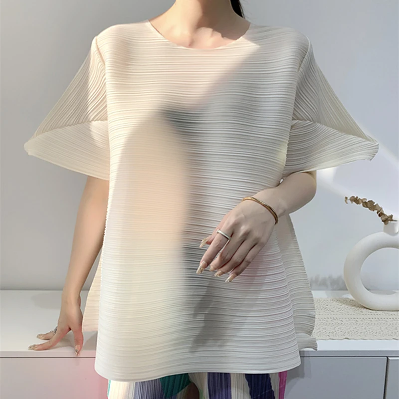 Однотонная плиссированная футболка Miyake, женский летний повседневный плиссированный топ с рукавами 2023, Свободные футболки большого размера с чувством дизайна, высококачественные футболки 4