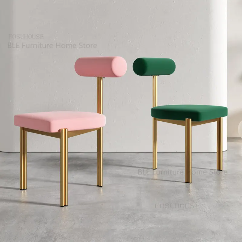 Современный дизайнерский обеденный стул Роскошные обеденные стулья для кухни Мебель для столовой Nordic Home Тканевая спинка Стул для макияжа 0